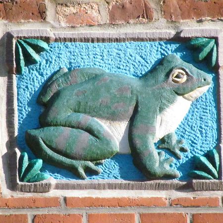Apartments Im Froschhaus Mit Fruehstueckskuechen Friedrichstadt Room photo