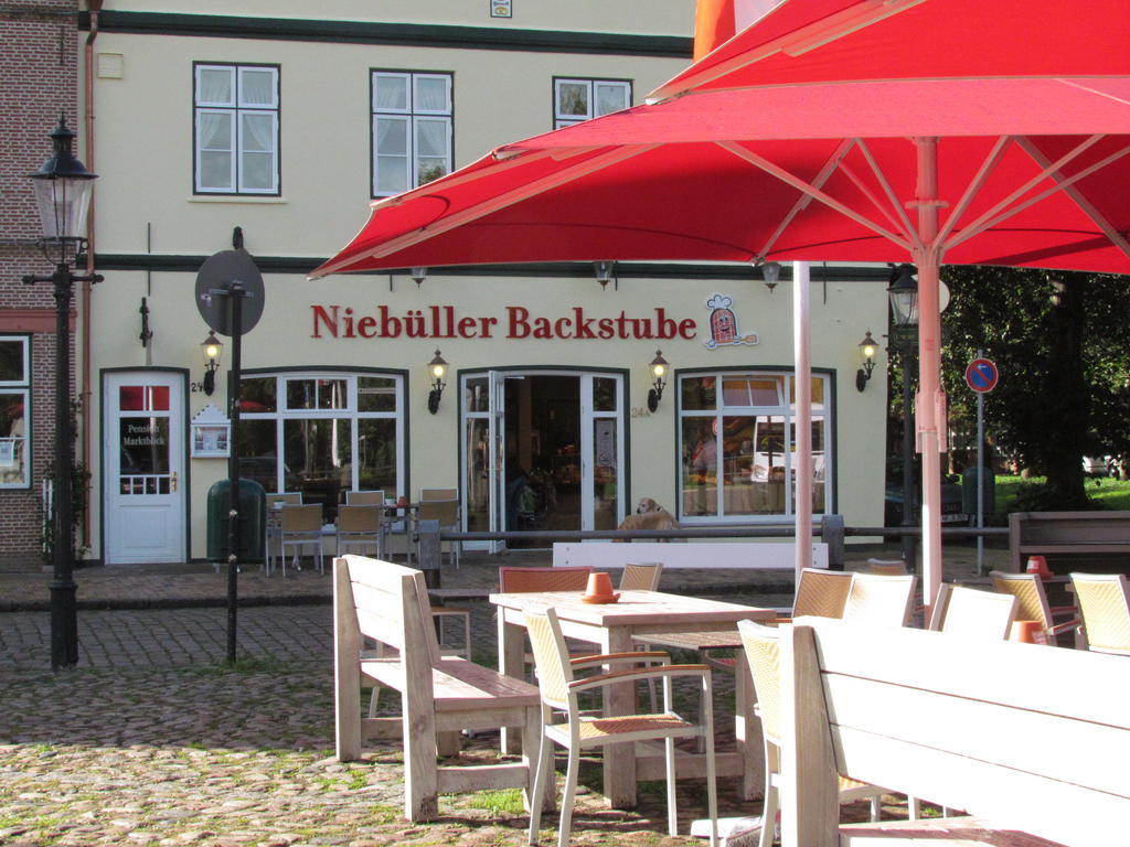 Apartments Im Froschhaus Mit Fruehstueckskuechen Friedrichstadt Exterior photo